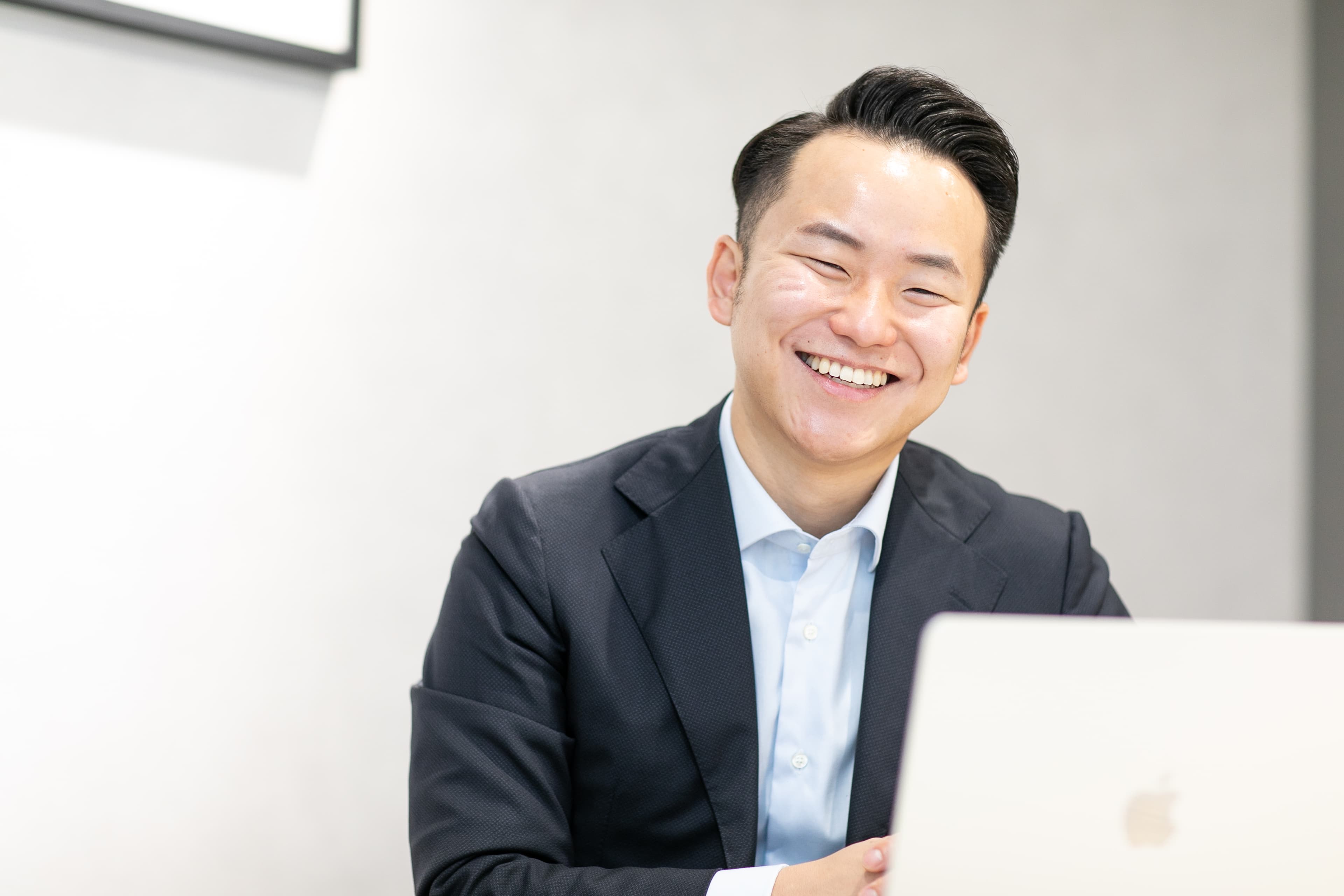 世の中に役立つ仕事を。マーケティングで世界に誇れる日本を再び 冨田 竜海 | LISTEN (リスン)