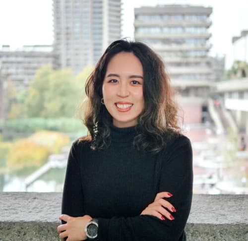 「日本的なものを、全部捨てた」——ロンドン発のデザイン哲学が、Kanataを世界仕様に変える