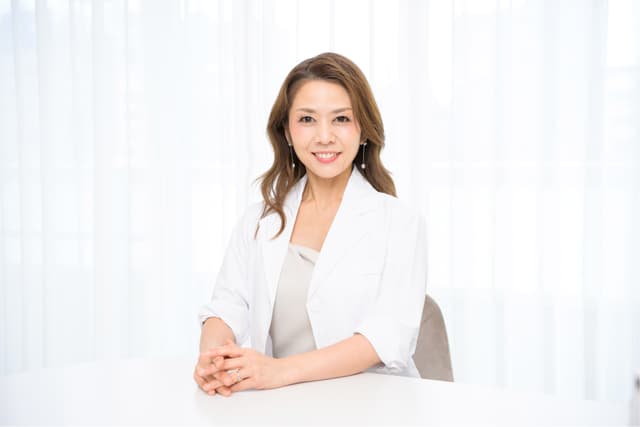 顔のたるみも、人生も。 「V字回復」を叶える人でありたい
