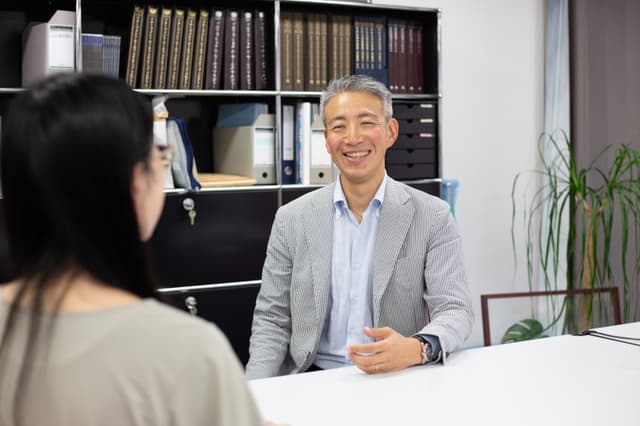 社会の宝である若い世代が、希望を持てる社会づくりを。「共にパラダイムシフトを起こそう」