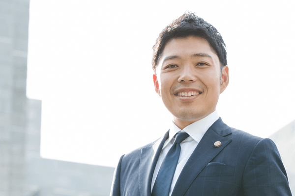 法律の「コンシェルジュ」としてのスタンスと強いチームワークで すべての人を幸せにする