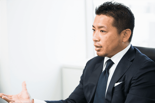 リゾートウエディングの クオリティとサービスを追求し 「世界中を幸せに」する