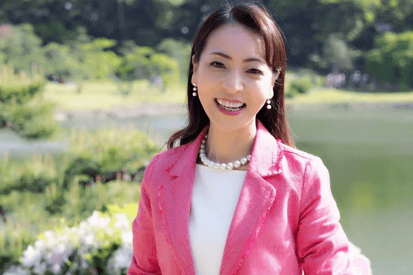 人と人、企業と企業、 想いと想いの縁を結び、 価値ある「ケミストリー」 を生み出す / 森本千賀子