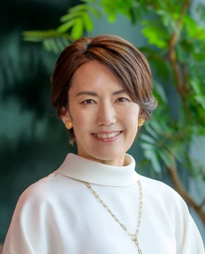 並木 里也子