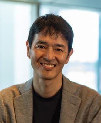 衛藤 淳一